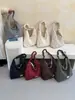 Nova bolsa de ombro estilo coreano com estampa de estrelas e flores 2026, grande capacidade, bolsa tote plissada, casual e versátil para uso diário e para ir ao trabalho