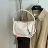Bolsas Populares Deste Ano para Mulheres 2025 Nova Bolsa Transversal Versátil Casual com Corrente Bolsa Carteiro Estilo Coreano de Alta Qualidade Bolsa Almofada