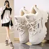 Zapatos de Papá Forrados de Lana para Mujer 2025 Nuevos Zapatos de Invierno para Mujer Suela Gruesa que Aumenta la Altura Engrosados Cálidos Zapatos de Algodón Tenis de Caña Alta para Mujer