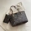 Bolso Tote de Verano Transfronterizo Nuevo con Estampado, Gran Capacidad para Viajar al Trabajo, Bolso de Hombro Moderno y Versátil, de Aspecto Elegante para Mujer