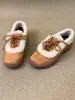 Sapatos Femininos de Salto Alto Grosso com Forro de Lã 2025 Estilo Britânico Color Block com Cadarço Frontal Mocassins Quentinhos e Peludos