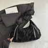 Bolsa de Gran Capacidad para Mujer 2025 Verano Nuevo Nicho de Moda Mochila Multifuncional para Viajes Diarios para Mujer con Hombro Único y Cruzada