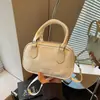 A bolsa transversal nicho popular deste ano é o novo modelo de 2026, uma bolsa de ombro versátil e estilosa com um toque de luxo, bolsa quadrada pequena leve e portátil