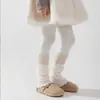 Meias em Camadas para Meninas Estilo Outono e Inverno, Meias de Cança Alta Aconchegantes da Moda com Bloqueio de Cores, Meias de Cança Estilo Coreano na Cor Café