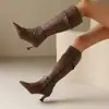 Botas Europeas y Americanas para Mujer de Tallas Grandes, Botas de Piel Puntiagudas, Tacones Altos de Amazon, Tacones de Aguja, Botas de Piel con Cremallera, Botas Altas