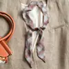 Bufanda Larga de Cuello Pequeño de Cuadros Británicos para Mujer, Accesorio de Bufanda Versátil para el Viaje Diario, Elegante Accesorio para el Cuello