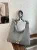 Bolso bandolera nuevo estilo coreano minimalista con estampado de estrellas 2026, blanco y negro, gran capacidad, bolso de axila, bandolera casual versátil a rayas