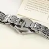 Nuevo Estilo Coreano Moda Casual Banda de Acero Diamante Reloj para Mujer Cara de Pedrería Completamente Diamantado Patrón Romano Reloj de Cuarzo Venta al por Mayor