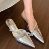 Salto Agulha Salto Alto Baotou Meia Chinelo Verão Feminino Novo Francês Muller Sapatos Femininos Chinelos Bico Fino com Saia
