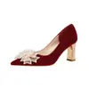 775-88/575-88 En Stock Lazo de Pedrería Ante Rojo Xiuhe Zapatos de Boda Zapatos de Salón para Mujer Estilo Chino Zapatos de Novia