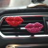 Clip con Diamantes Rojos para Labios para Coche, Ambientador para Eliminar Olores del Coche, Adorno de Perfume para Rejilla de Aire del Coche