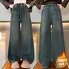 Jeans Holgados de Terciopelo Talla Grande para Niñas Otoño Invierno 2026 Nuevo Estilo Niños Grandes Pantalones Largos de Terciopelo de una Pieza Pantalones de Pierna Ancha de Invierno para Niños