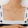 Collar Minimalista con Colgante de Luna Estilo Francés Ligero Ins Joyería Versátil para Mujer Acero de Titanio Antidesvanecimiento Transfronterizo Venta al por Mayor