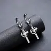 Brincos de Aço Titânio para Homens, Presilhas de Orelha com Franja e Cone Estilo Punk para Mulheres, Argolas de Orelha Unisex Estilo Sem Furo, Acessórios de Orelha Modernos de Aço Inoxidável