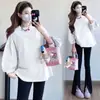 Ropa de Maternidad Primavera Moderna Mamá Nueva Moda Elegante Petite Holgada Reductora de Edad Talla Grande Versátil Camiseta de Manga Larga Capa Base