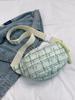 Bolso de otoño e invierno 2023, nuevo bolso bandolera, bolso de lona estilo occidental popular de este año, bolso de bola de masa de terciopelo con tiras a juego.