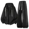 Conjunto de outono masculino estilo americano com rebites, jaqueta cardigã de zíper de corte solto e calça de perna reta, conjunto de duas peças casual esportivo