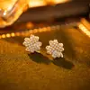 Pendientes Populares de Trébol de Cuatro Hojas con Perlas Microincrustadas, Tapones para los Oídos Originales de Bambú, Pendientes Versátiles de Moda de Alta Gama, Pendientes Dulces