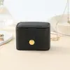 Nova Mini Caixa de Joias de Couro Portátil para Viagem Porta-Brincos Porta-Joias Caixa de Armazenamento para Anéis Pai Dao Hui