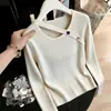 Tiro de verdade! Foto real da blusa de malha de manga comprida para outono e inverno de 2026 com um design único, suéter nicho de gola alta, top de camada interna