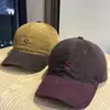 Gorra de Béisbol de Pana Japonesa para Otoño e Invierno, Casual Versátil con Letra S, Visera Suave, Superficie Cepillada que Hace que el Rostro Parezca Más Pequeño, Gorra Tipo Pato, Marca de Moda para Hombre