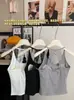 Top de tirantes de algodón acanalado transpirable con encaje sin espalda para principios de primavera con copas incorporadas, camisola ajustada