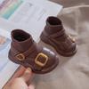 Moda Outono e Primavera 2024 Estilo Coreano Sapatos Meia Flyknit para Meninas, Sapatos de Couro com Fivela, Botas Curtas Casuais de Solado Macio para Crianças Pequenas