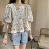 Estilo Novo Verão 2026 Tops Chic Francês para Mulheres, Roupas de Proteção Solar de Nicho de Designer, Camisas Florais com Manga Bufante