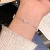 Pulsera de Perlas Mariposa Azul Menta para Mujer Moda de Alta Gama Dulce Exquisita Accesorios para la Mano Pequeños Frescos y Versátiles Accesorios Venta al por Mayor