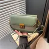 2025 Design de Nicho Novo Transfronteiriço Textura de Alta Qualidade Moda Versátil Bolsa de Ombro Cruzada Elegante Retrô Bolsa Feminina Tendência