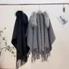Capa Inspirada em Nobreza de Estilo Vintage com Gola de Pelo Sintético de Raposa e Franjas, Casaco Tricotado com Acabamento de Luxo