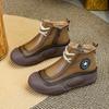 Botas Curtas de Plataforma com Solado Grosso em Couro Genuíno 2026 Outono e Inverno Novo Estilo Sapatos de Cano Alto Retrô Polidos Botas Casuais de Cano Médio com Solado Macio