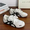 Zapatillas de entrenamiento retro alemanas para mujer, nuevo modelo primavera 2026, zapatillas versátiles para estudiantes, zapatillas deportivas casuales de moda con suela gruesa