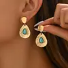 Pendientes Europeos y Americanos de Estilo Nuevo Transfronterizos Diseño Geométrico Retro Pendientes Incrustados de Turquesa Pendientes Versátiles Venta al por Mayor