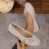 Mocassins femininos plus size leves de sola macia com laço, confortáveis e casuais para o outono de 2026