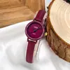 Relógio Gedi Fashion Tendência Pulseira de Couro Vermelho Âncora, Relógio Feminino Único de Quartzo Vermelho, Relógio de Pulso Simples Retrô