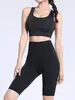 Conjunto de Yoga com Sensação de Segunda Pele para Mulheres Cintura Alta Levanta Bum Bum Pêssego Sem Constrangimento Calças de Cinco Pontos Reunião Sutiã Esportivo à Prova de Impacto