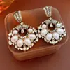Pendientes Vintage de Plata con Aguja, Diamantes y Perlas Redondas, Pendientes de Lujo Ligero de Alta Gama, Joyería para Orejas Retro de Alta Resistencia para Mujeres