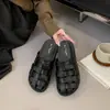 Sandalias Romanas Casuales Tejidas Huecas de Suela Suave para Mujer 2026 Verano Nuevos Zapatos de Jaula de Cerdo Grosor Chanclas Casuales Transfronterizos