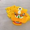 Creche Taibao Leão Mai Conjunto de Dança de Plástico Cabeça de Criança Despertar Leão Dança do Leão do Sul Cabeça de Leão Pequenos Adereços Performance Cabeça de Leão