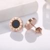 Aretes Creativos Europeos y Americanos de Acero de Titanio Negro Números Romanos Redondos Aretes de Pareja Adornos Elegantes de Oro Rosa para Mujer