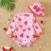 Traje de Banho Peça Única Longa para Meninas Estilo Novo 2026 com Chapéu Estampado de Morango e Melancia e Conjunto de Roupa de Banho com Proteção Solar