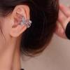 Pendientes de clip de oreja de lazo de estilo frío, ligeros y de alta gama para mujer, nuevos y modernos, sin orificios para las orejas.
