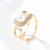 Anel de Pérola Elegante e Fashion para Mulheres, Estilo Ins Único, Luxo Leve, Design Requintado, Broche de Celebridade da Internet, Anel Aberto Ajustável