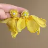 Brincos de Chiffon com Malha, Flor de Zircônia e Franjas, Estilo Férias na Praia, Design Doce, Nicho