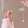Novo grampo de cabelo de madeira retrô estilo chinês, nicho e simples, acessório de cabelo versátil com borlas da moda e design elegante