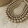Colar de Pérolas Cor Champagne Popular para Mulheres, Colar de Luxo Leve e High-End, Corrente para Suéter, Joias com Design de Nicho, Atacado e Exquisito