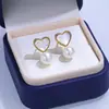 Aretes de Perla de Agua Dulce Natural para Mujer Zirconita Microincrustada de Nácar Pendientes de Lujo Ligero con Acabado de Alta Gama Adornos de Perla para la Oreja Venta al por Mayor