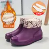 Botas de lluvia ropa exterior zapatos de agua cortos para mujer botas de lluvia de moda zapatos impermeables antideslizantes zapatos de goma impermeables de caña baja cómodos de moda modernos