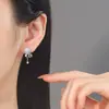 Nuevo bestseller transfronterizo europeo y americano de moda: Pendientes de estilo fresco y natural con un diseño de nicho a la moda y una estética dulce de alta gama